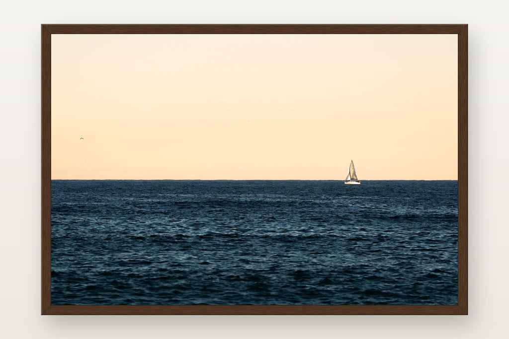 Barceloneta VI em moldura Imbuia