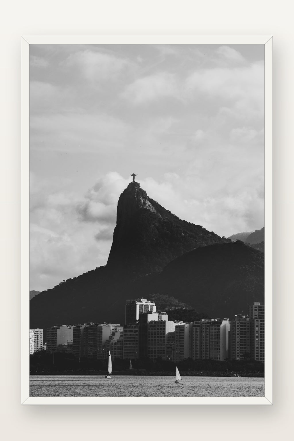 Cristo Redentor III em moldura branca