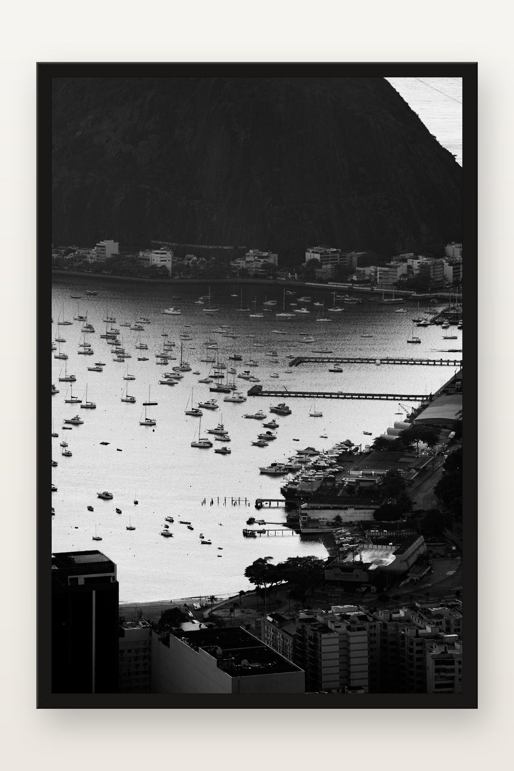 Guanabara I em moldura preta
