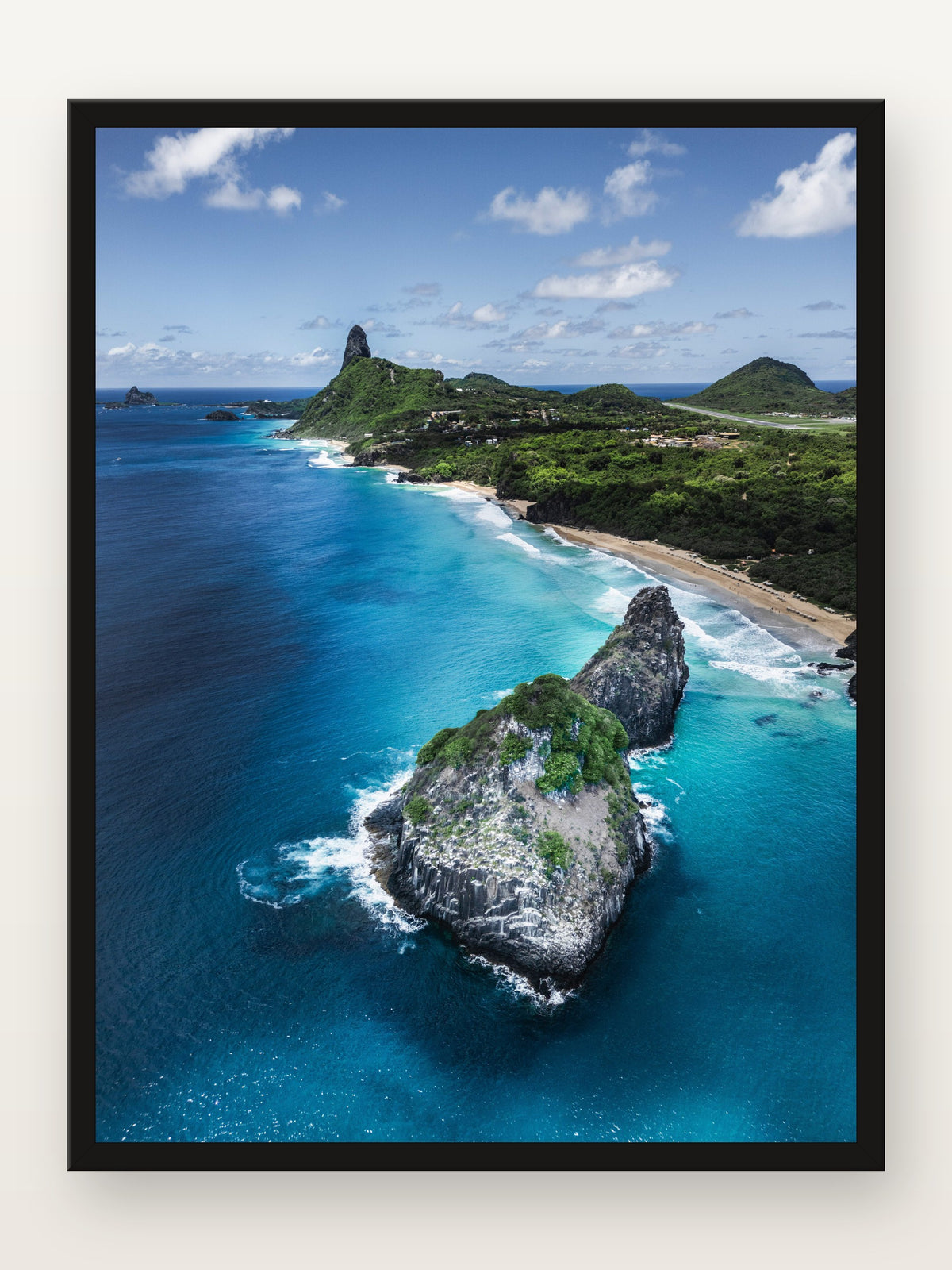 Morro Dois Irmãos III · Noronha em moldura preta