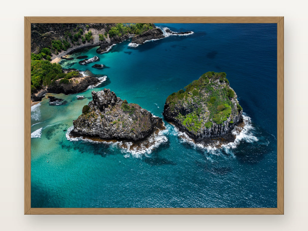 Morro Dois Irmãos IV · Noronha em moldura Freijó