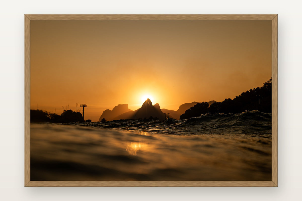 Morro Dois Irmãos V em moldura Freijó