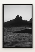 Morro Dois Irmãos IX em moldura preta