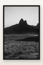 Morro Dois Irmãos IX em moldura preta