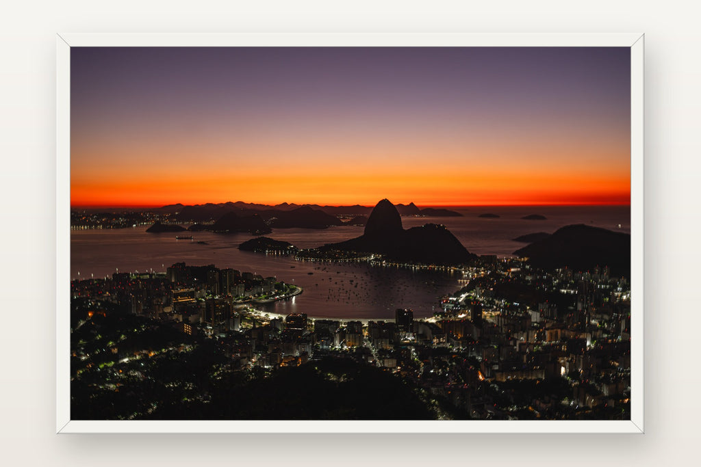 Pão de Açúcar Amanhecer II em moldura branca