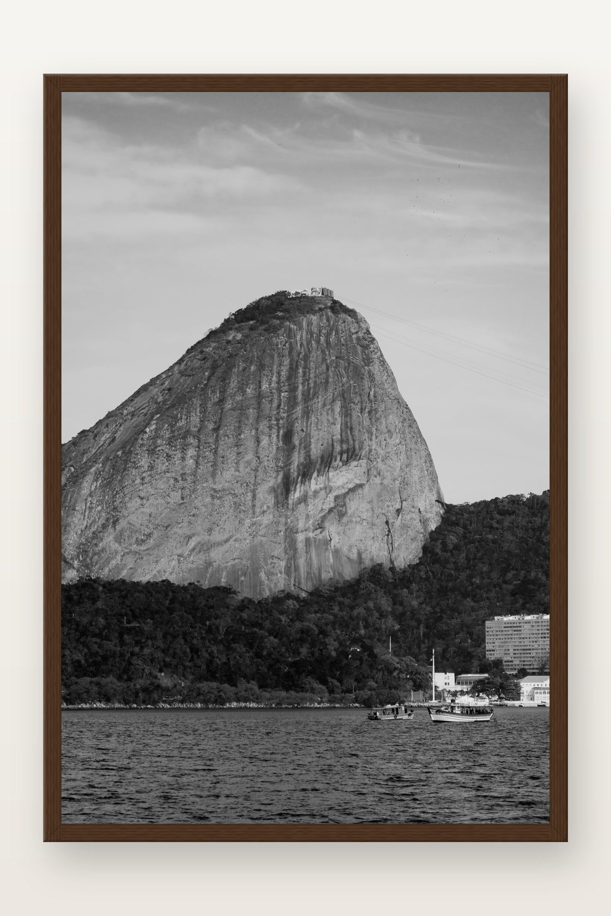 Pão de Açúcar I em moldura Imbuia