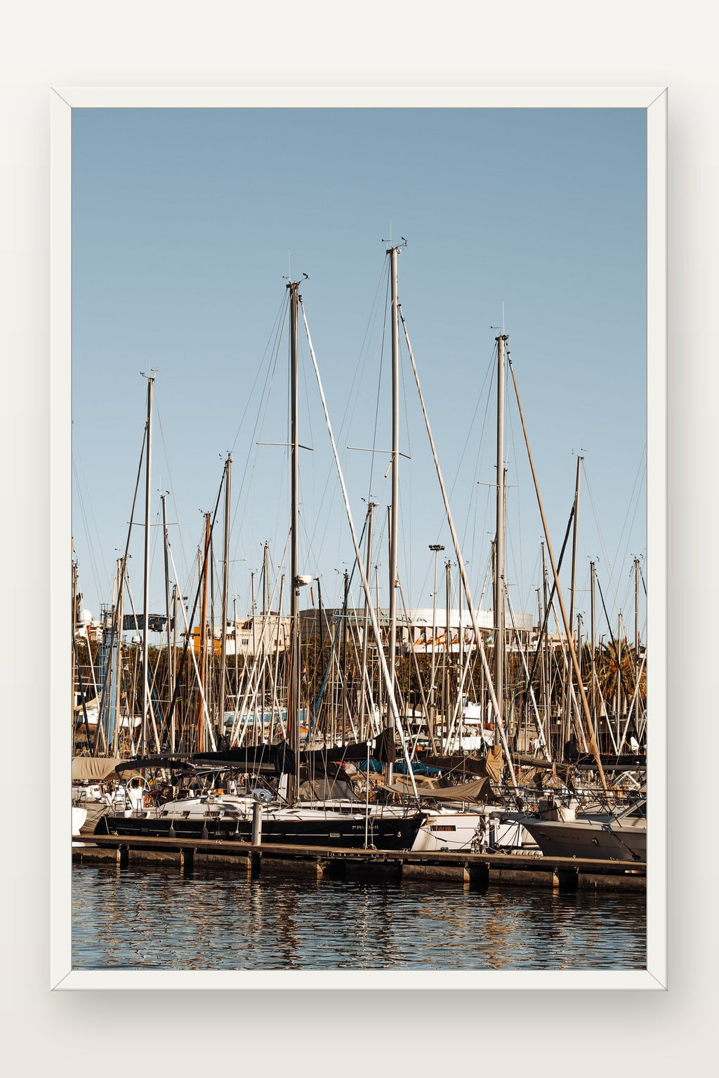Port Vell IV em moldura branca