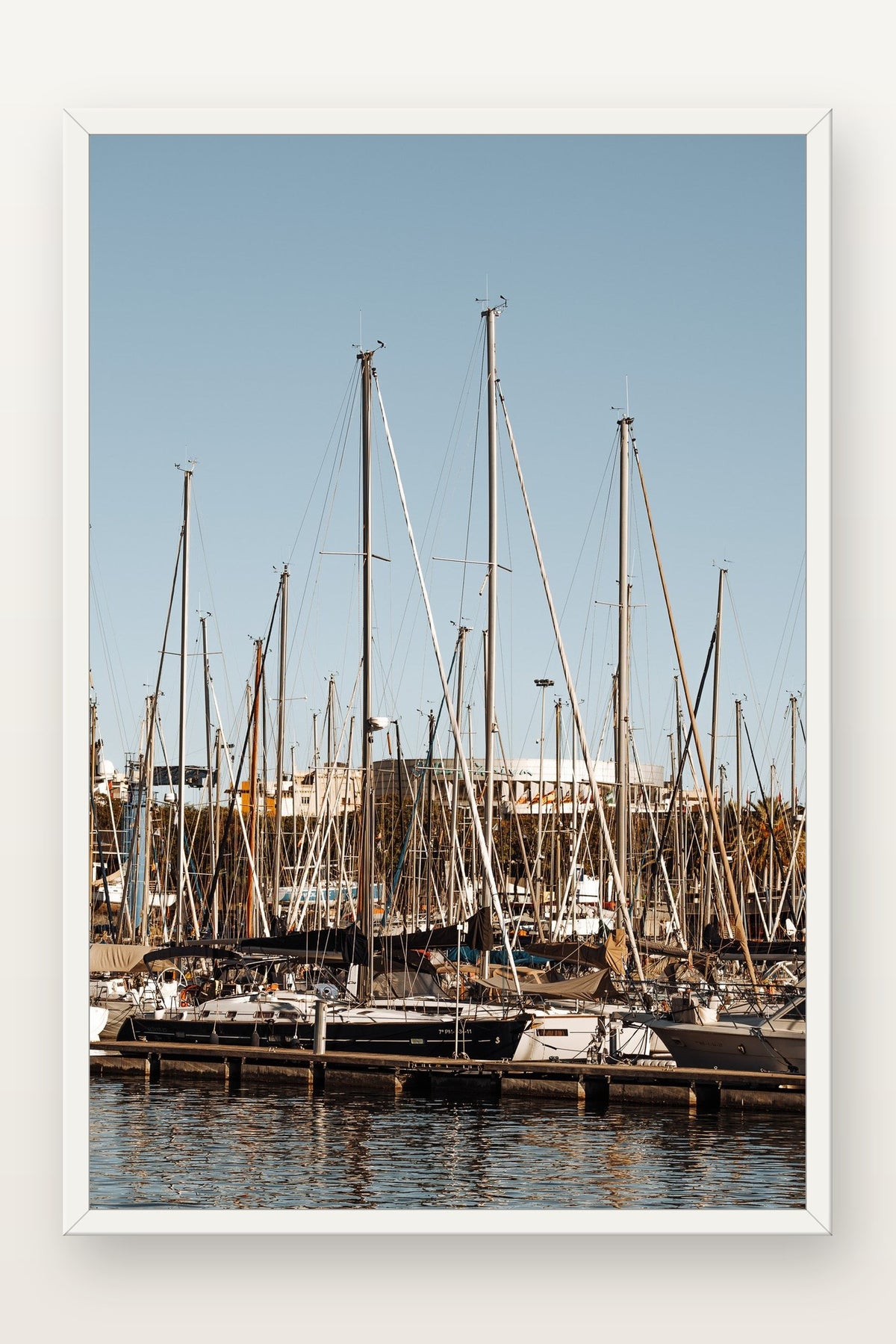 Port Vell IV em moldura branca