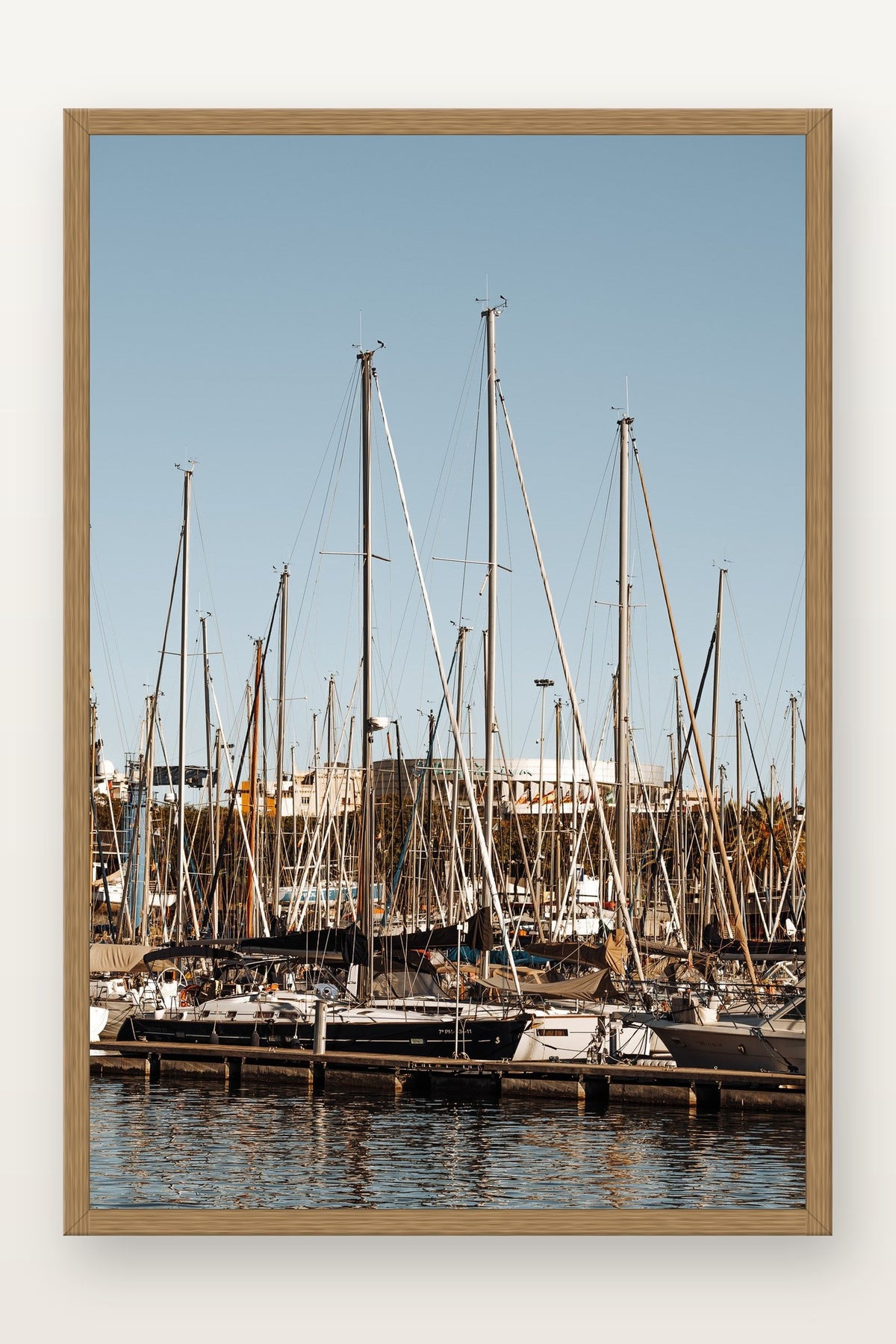 Port Vell IV em moldura Freijó
