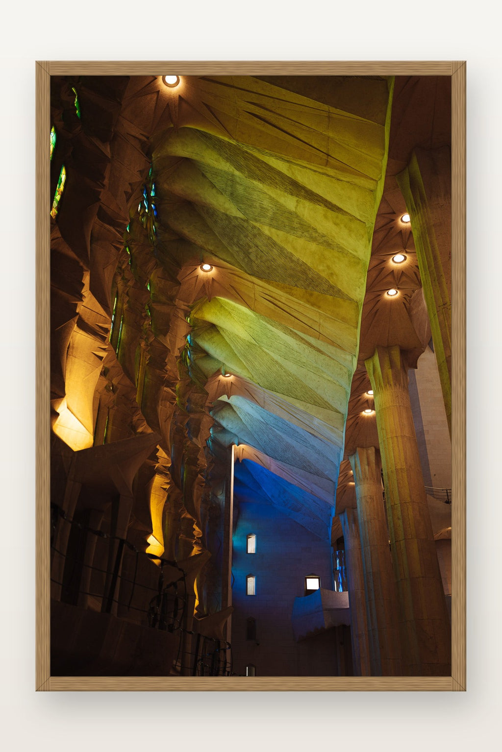 Sagrada Família III em moldura Freijó